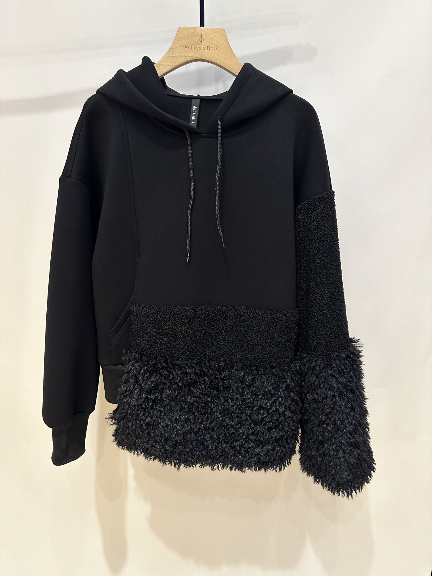 WOMEN'S ITEM（ウイメンズアイテム）｜Ashley＆bros