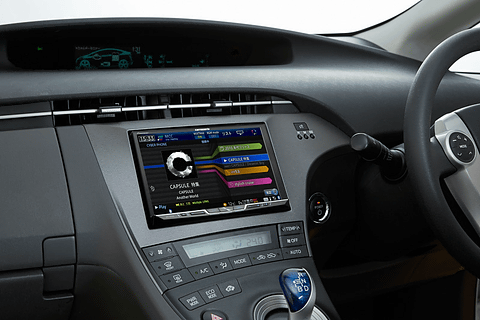 パイオニア、8V型大画面モデルを新たにラインアップする新型「サイバー