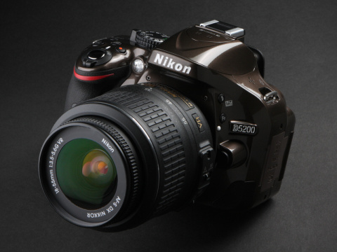 新製品レビュー：ニコンD5200 - デジカメ Watch Watch