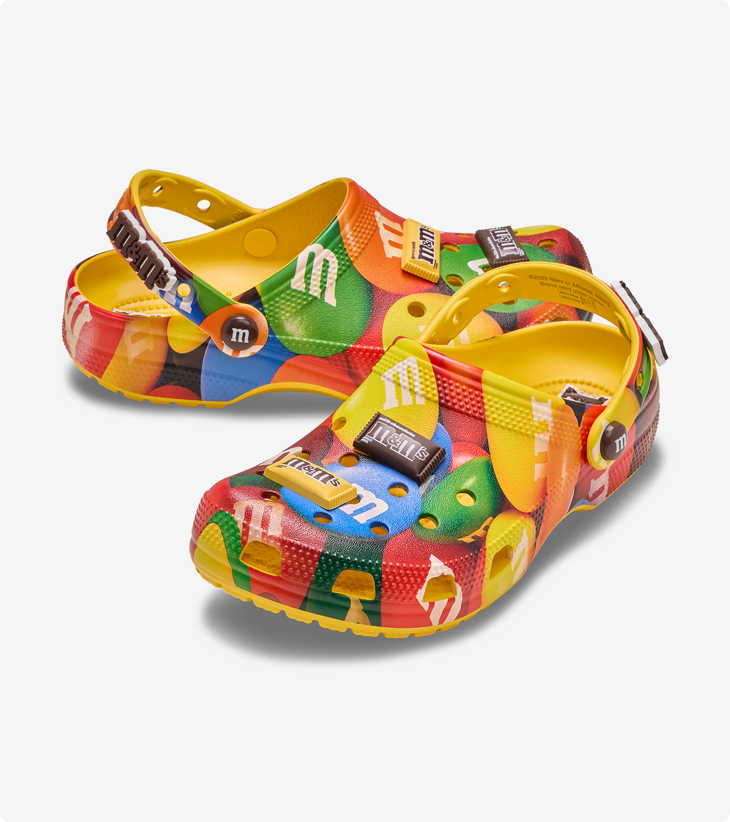 M&M'S x crocs | atmos（アトモス） 公式オンラインストア