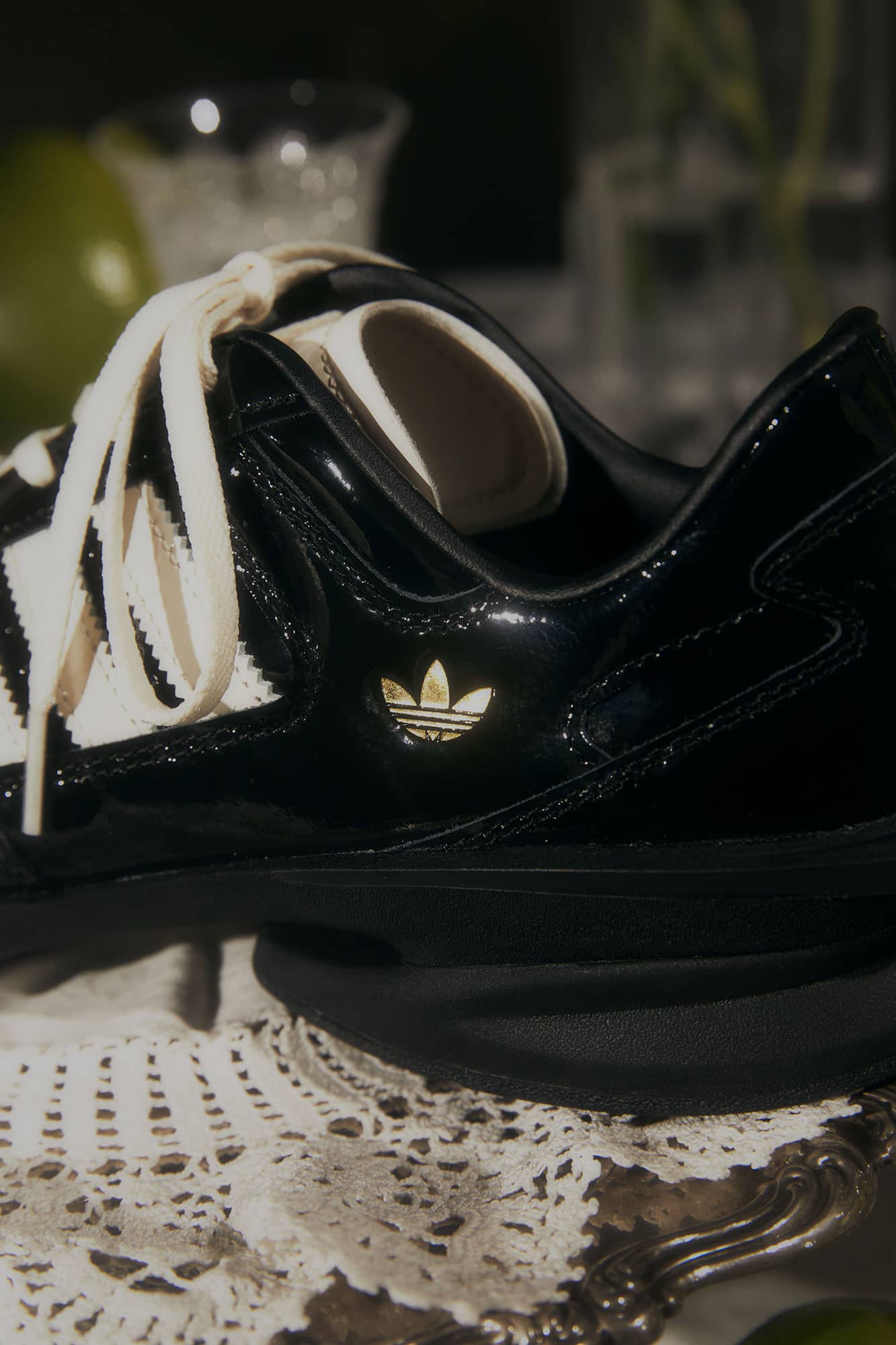 adidas Originals FORUM SQ W | atmos（アトモス） 公式オンラインストア