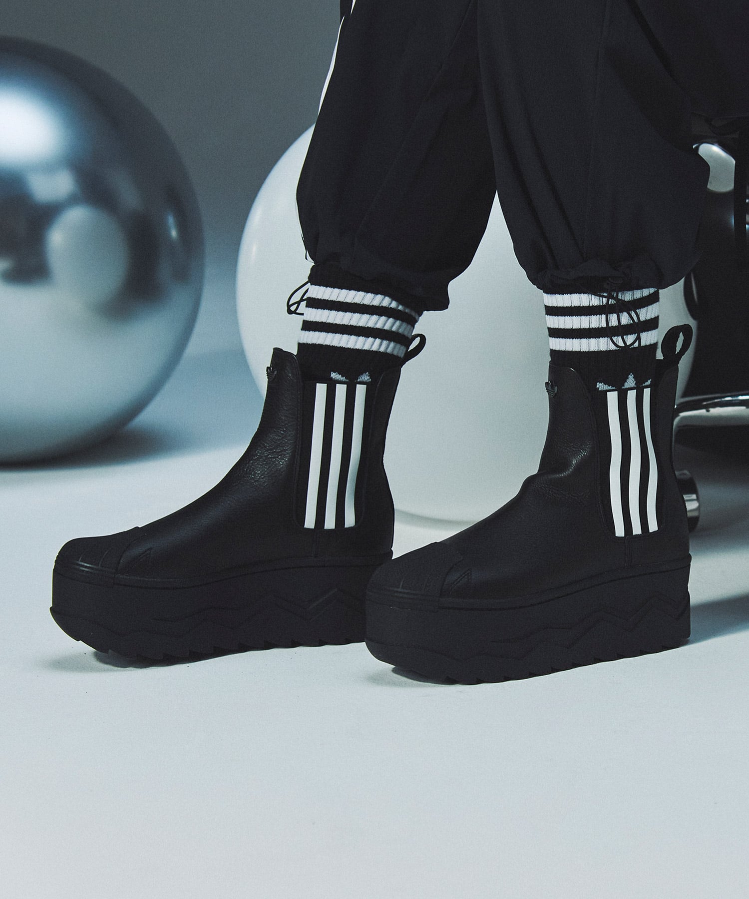 adidas SSTR PLATFORM BOOTS atmos pink CBLACK/FTWWHT/CREWHT