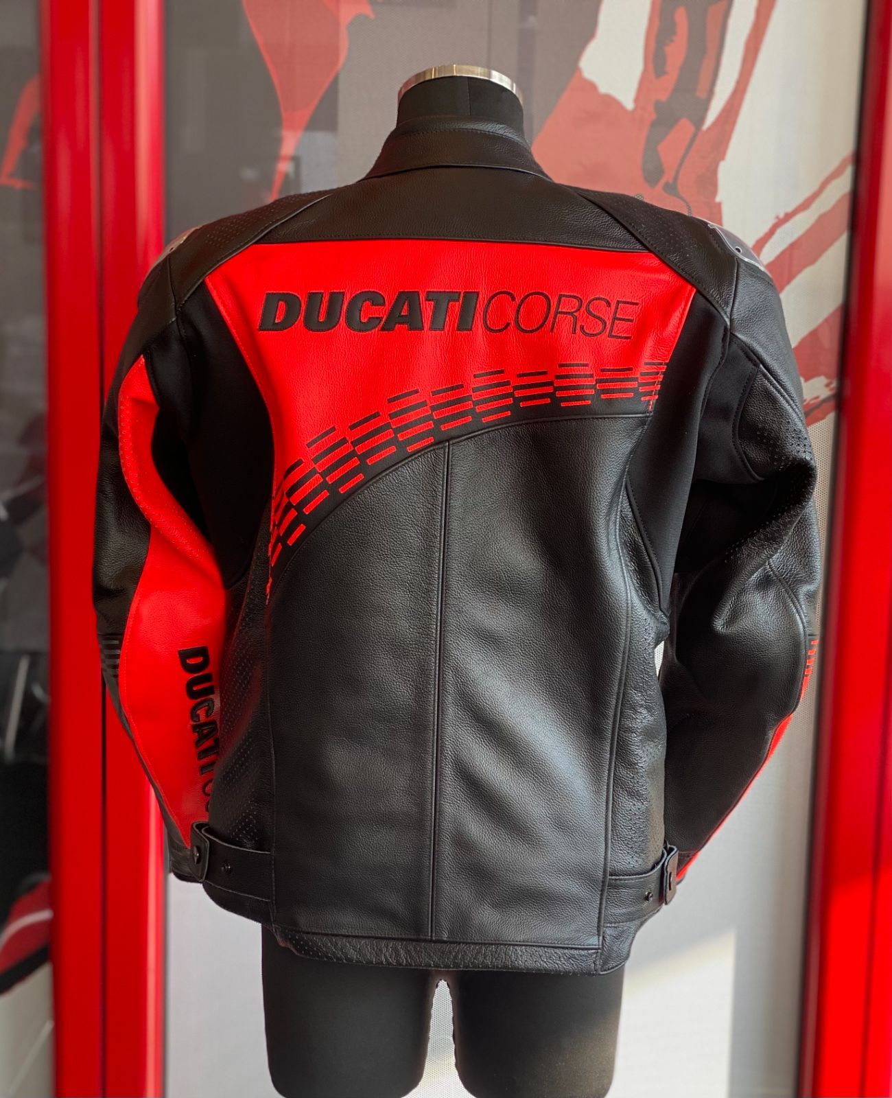 ドゥカティ 新作レザージャケット サイズ48 新品未使用 - メルカリ