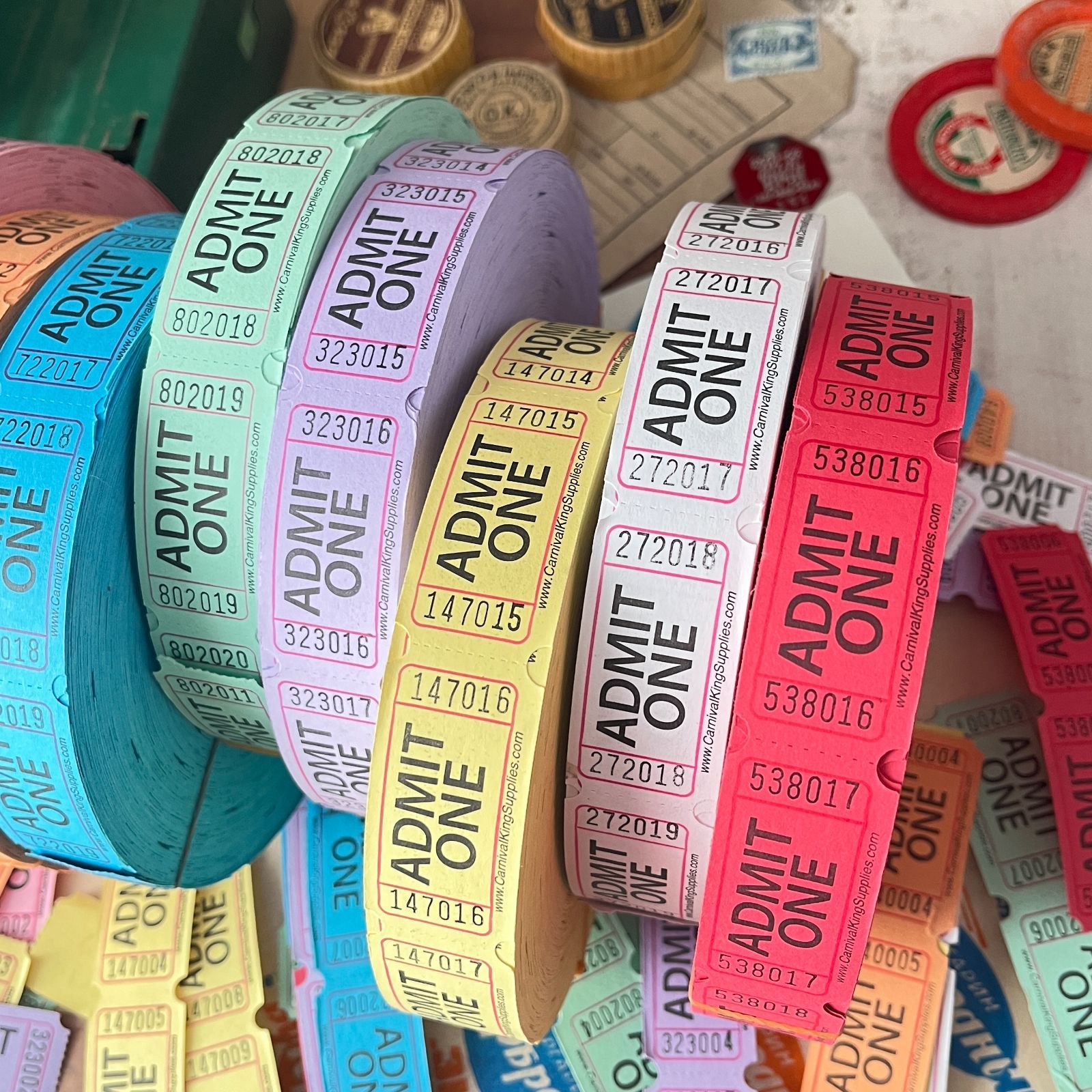 052・A-1379 アメリカチケット 240枚（8色×30枚）ADMIT ONE カラー