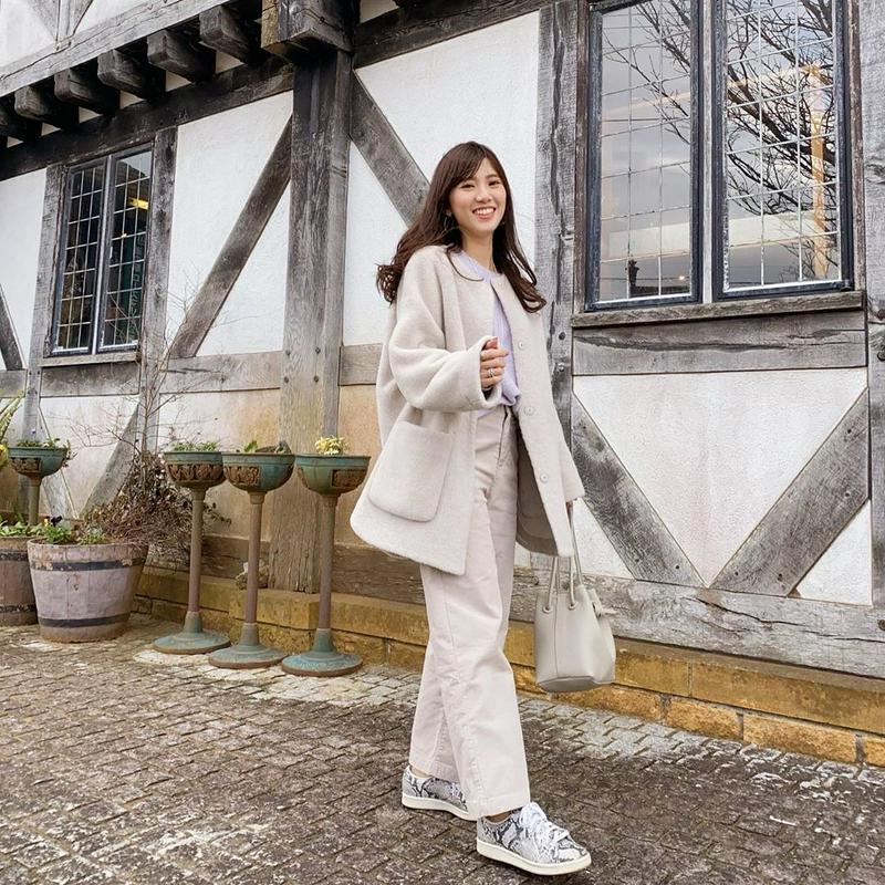 yuuka_k / Mila Owen(ミラオーウェン)の「ノーカラーシャツカーブボア