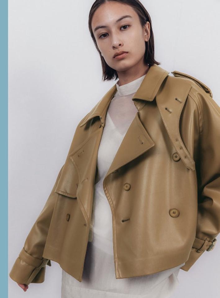 STUNNING LURE(スタニングルアー)の「フェイクレザーショートトレンチ