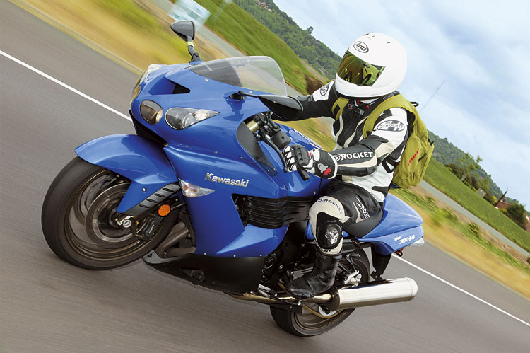 Review: 2007 Kawasaki ZX-14
