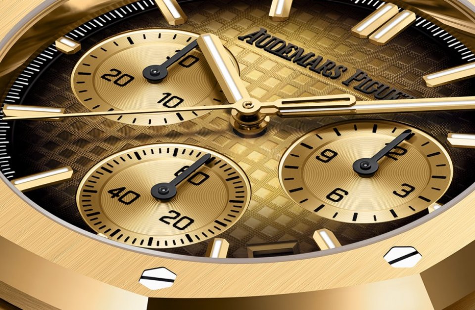 オーデマ ピゲが イエローゴールドの「ロイヤル オーク クロノグラフ