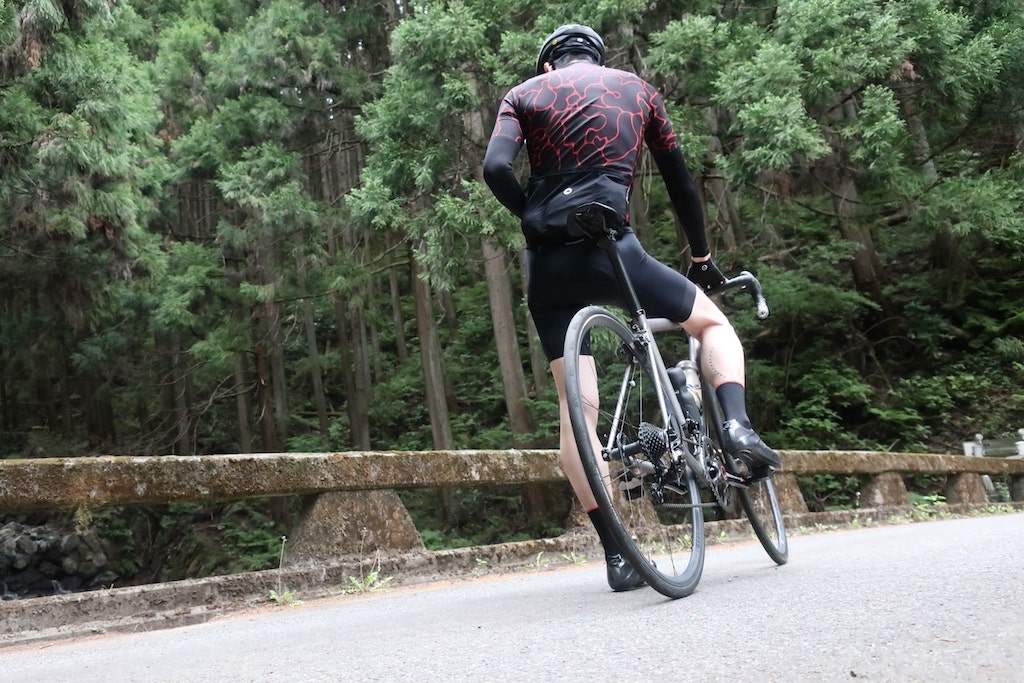 この夏、上質に生まれ変わったジャージを着てロングライドへ出掛けよう