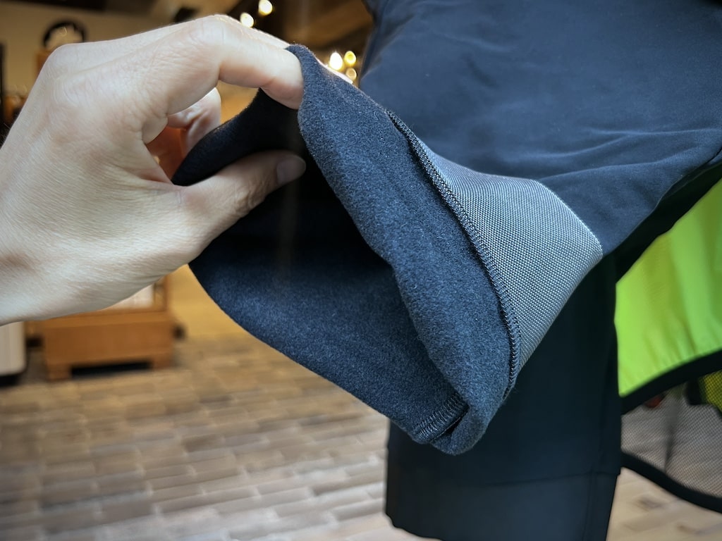 1つで「3役」、秋から冬に向かって進化するボトムス。サーモビブ