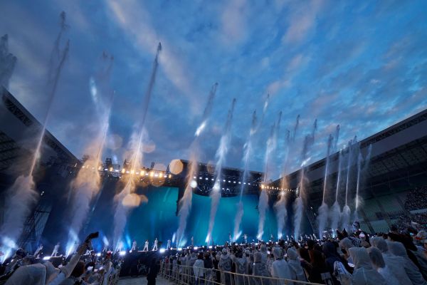 三代目 J SOUL BROTHERS、15周年を記念したスタジアムライブ「三代目 J