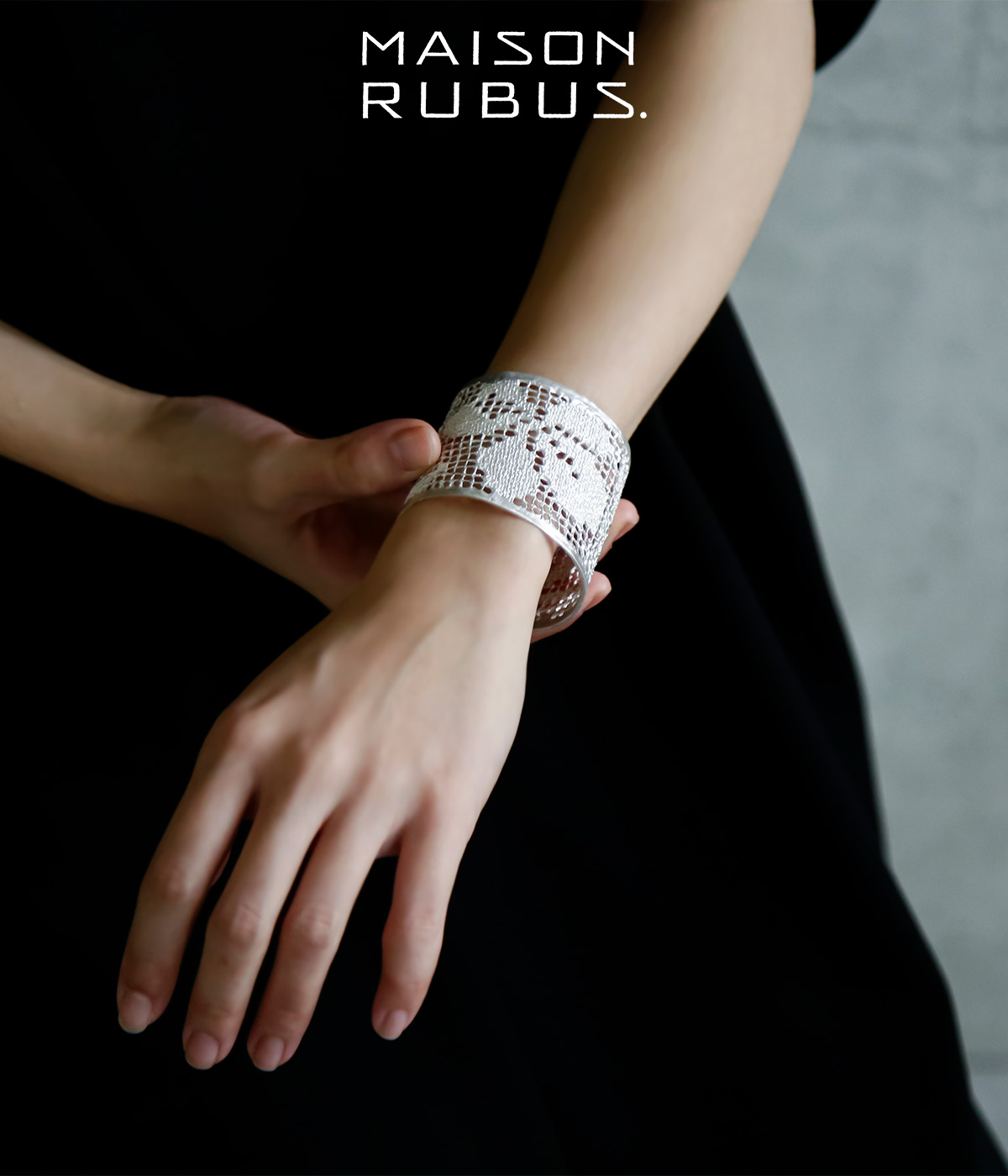 MAISON RUBUS. メゾンルーバス リコレクション シルバー レース