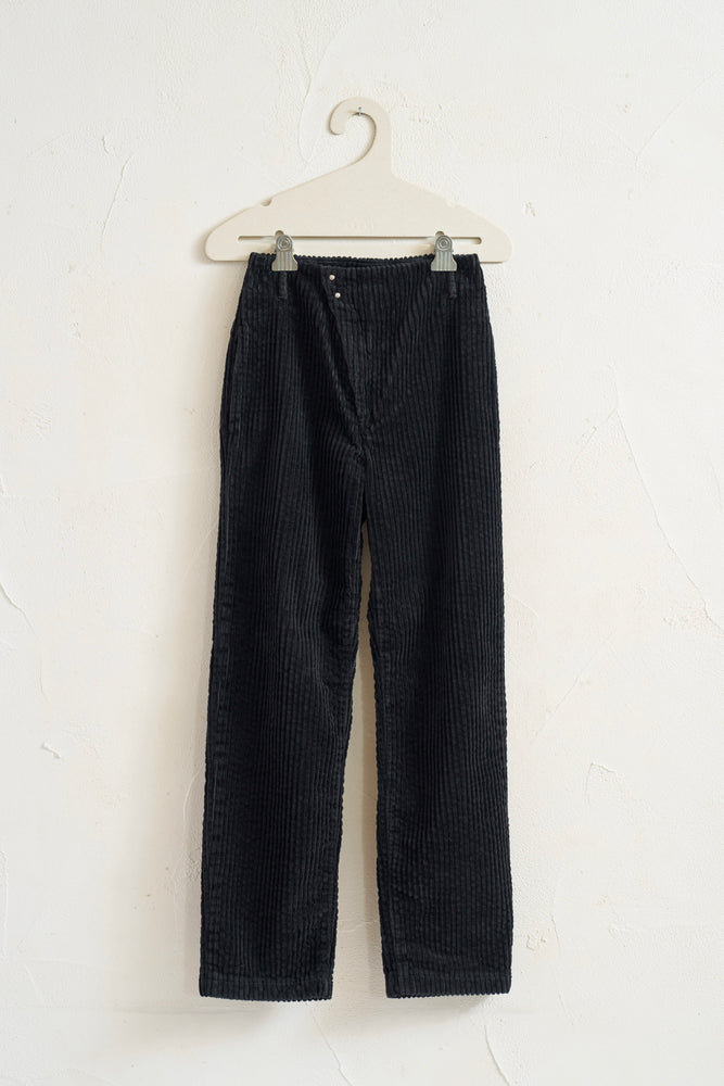 Corduroy Hook Pants – ARCHI GIBBOUS