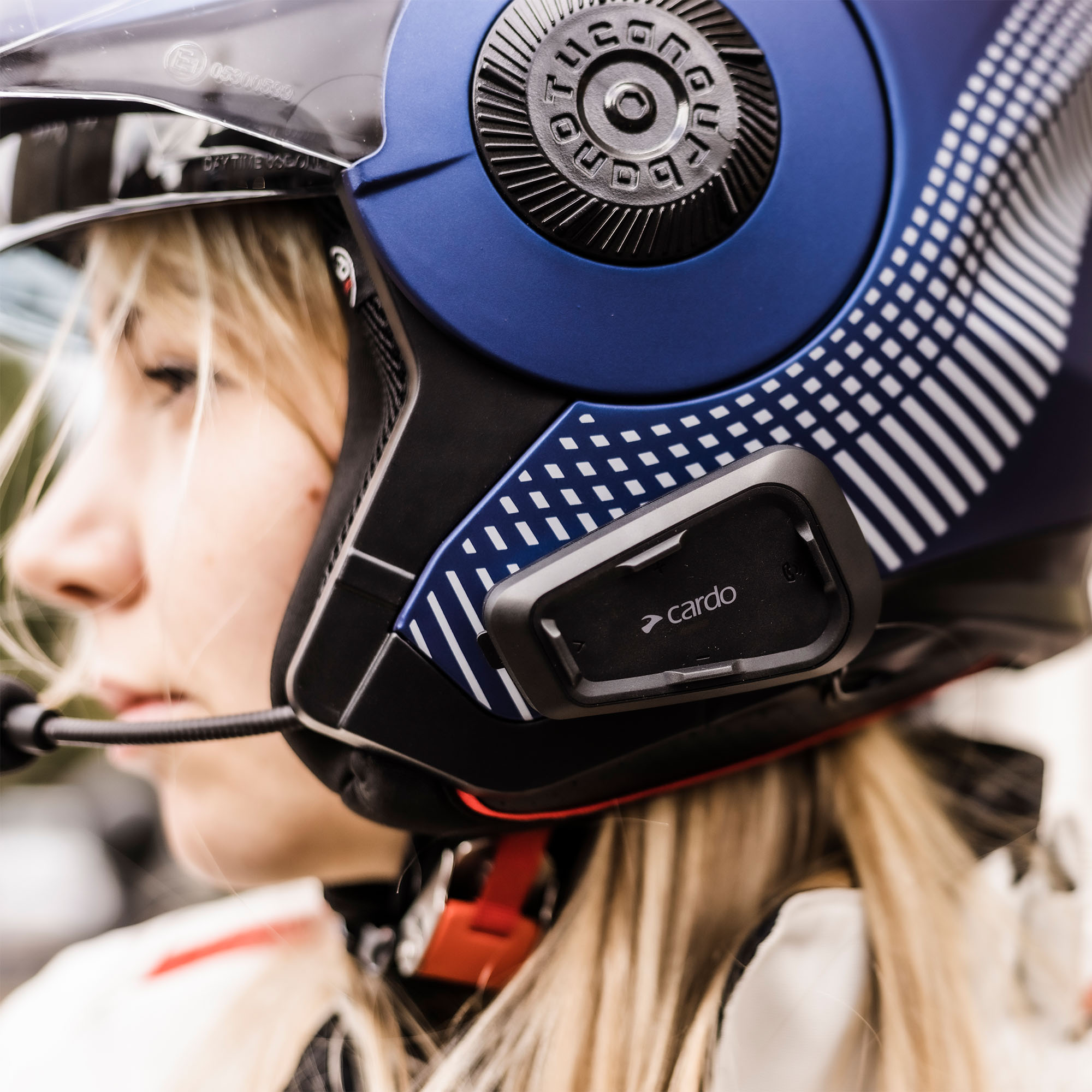 SPIRIT - Cardo - バイク用インカム - 株式会社アーキサイト