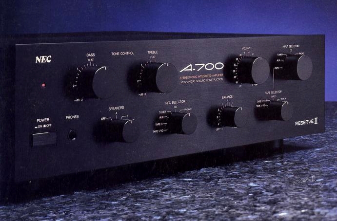 NEC A-700の仕様 日本電気