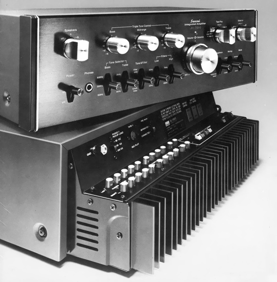 SANSUI AU-6900の仕様 サンスイ