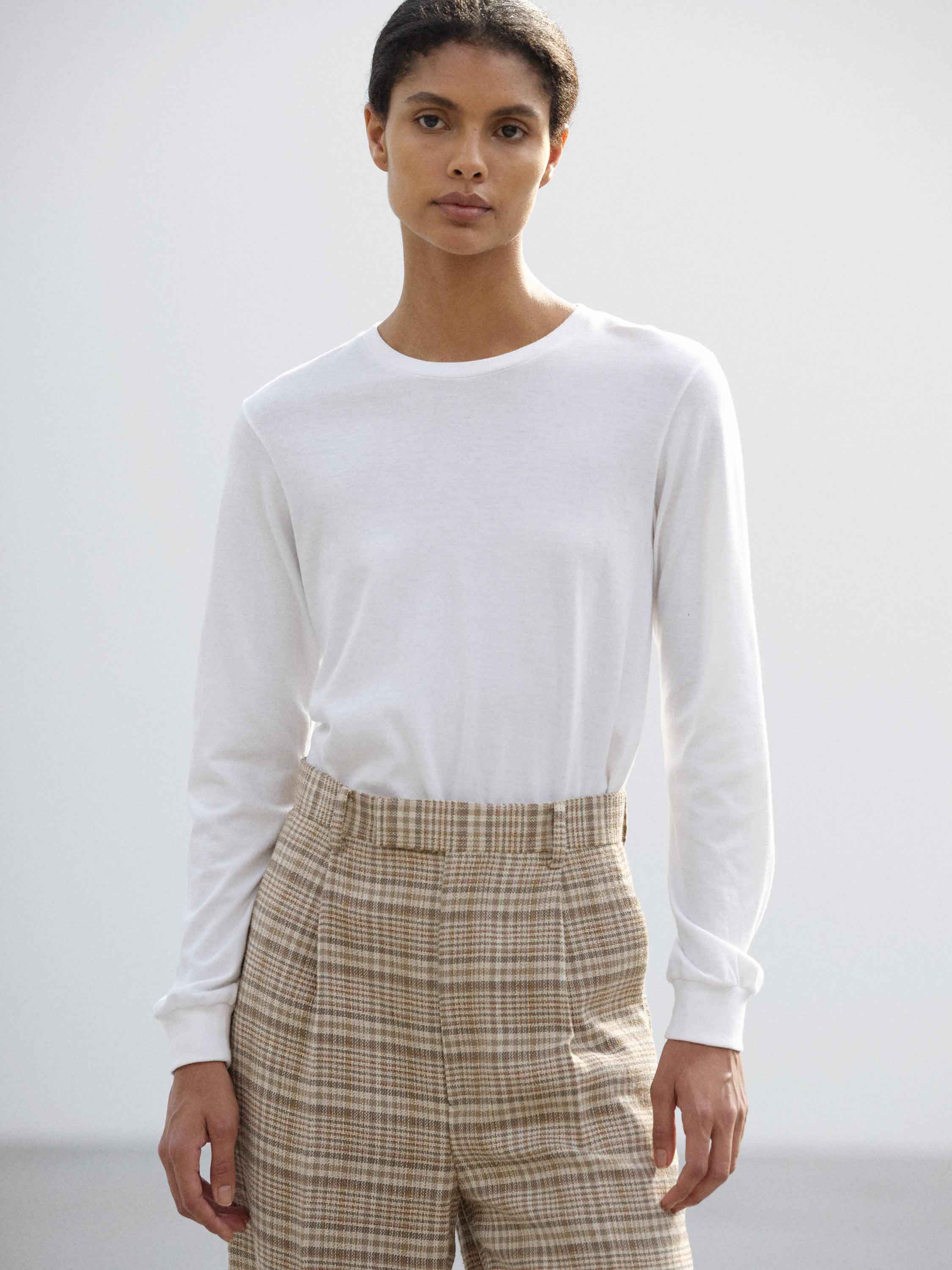 SEAMLESS L/S TEE - AURALEE Official Website