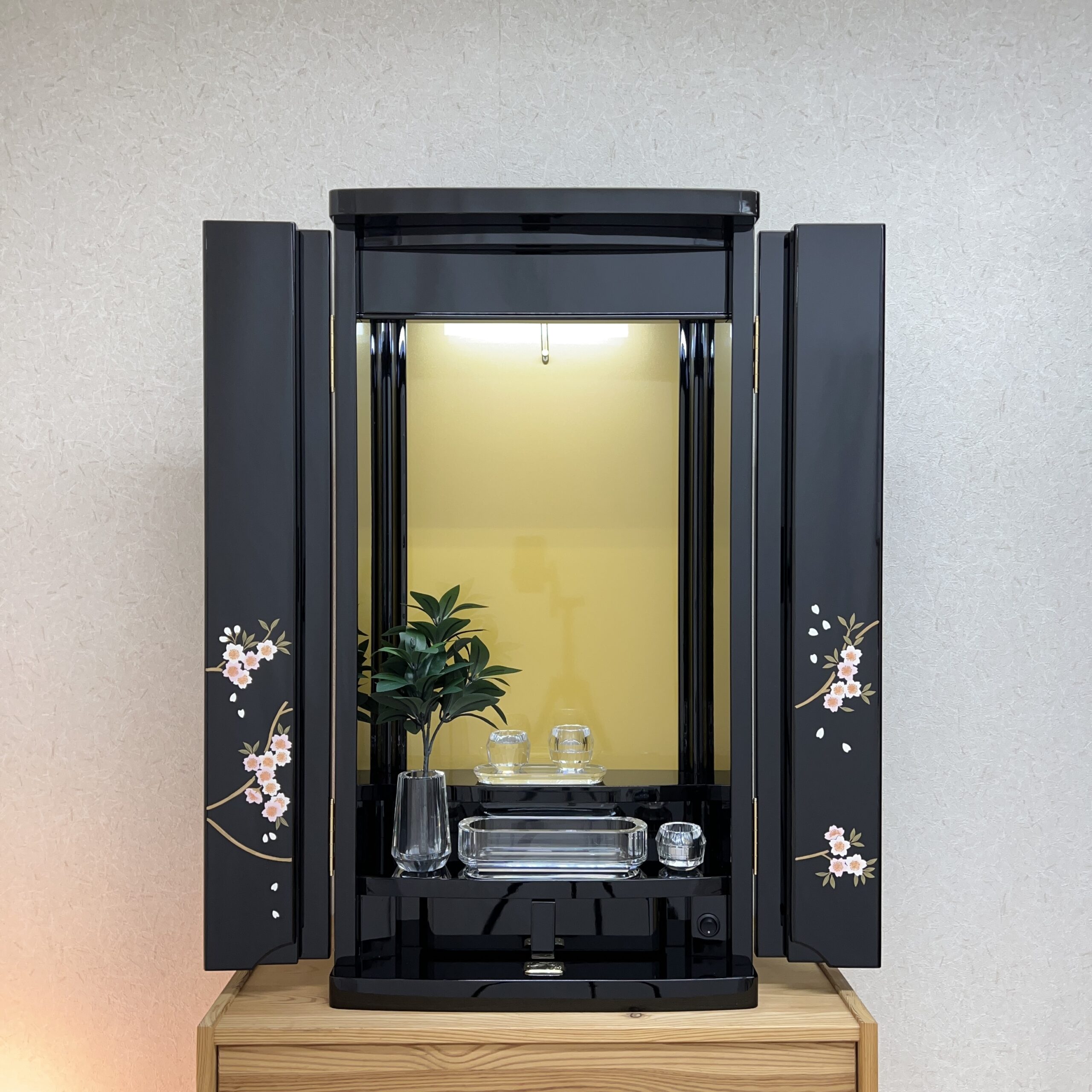 美品】仏壇 (自宅売却に伴い処分間近)【たのメル便にて発送】 極美品