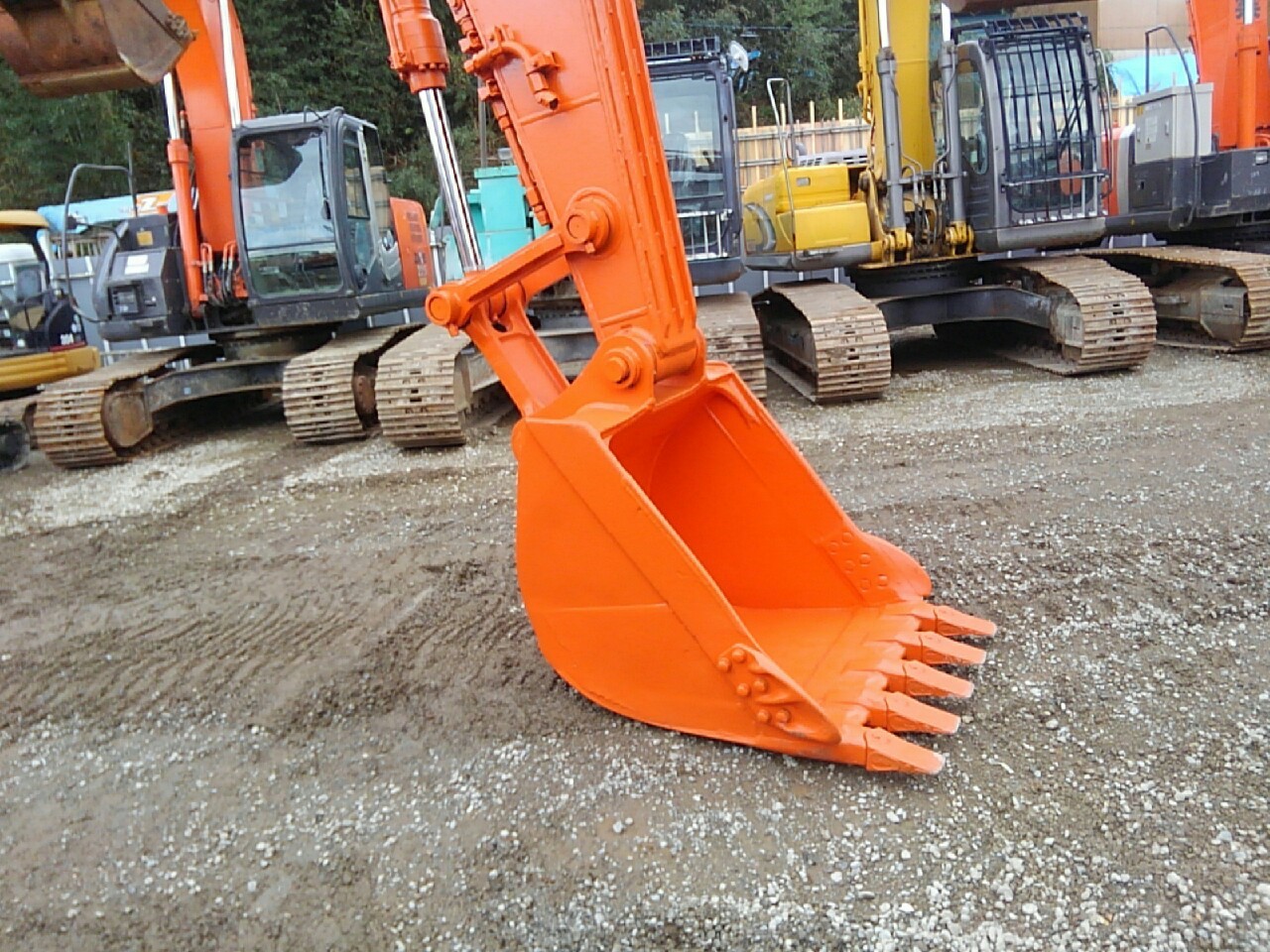 K33703】ZX225USRK-3HG Sｴﾃﾞｨｼｮﾝ | 特選解体重機 | 株式会社アタッチリンク