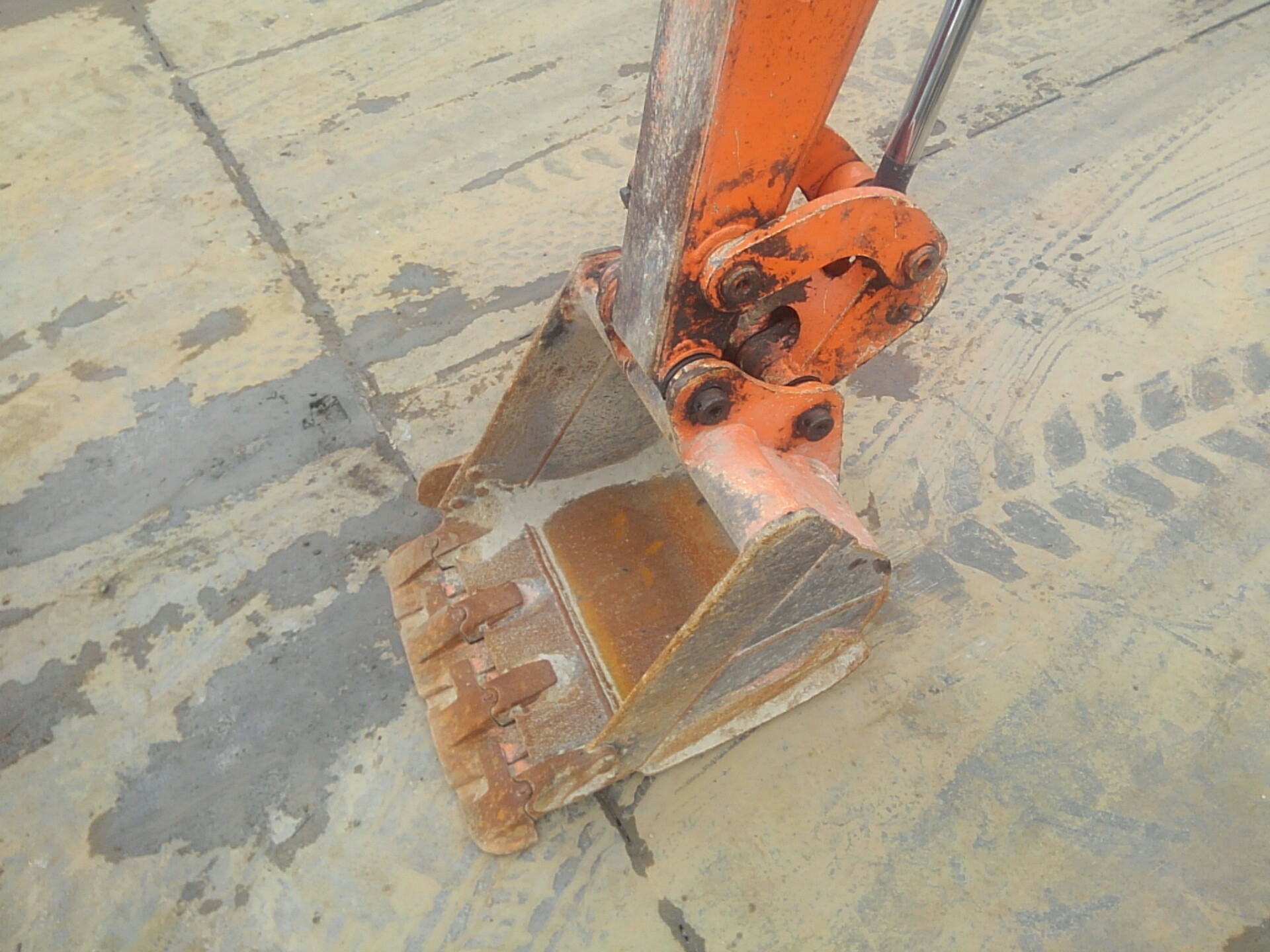 ZX35U-5A | ミニ油圧ショベル | 株式会社アタッチリンク