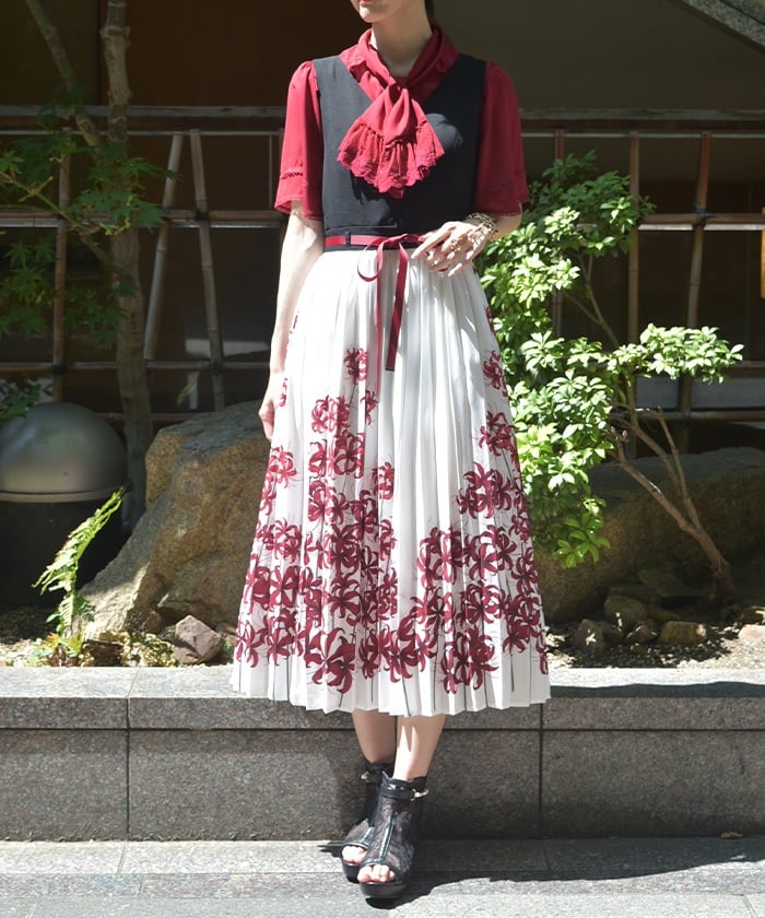 Higanbana Pattern Pleated Jumper Skirt (Time-limited Price) – axes