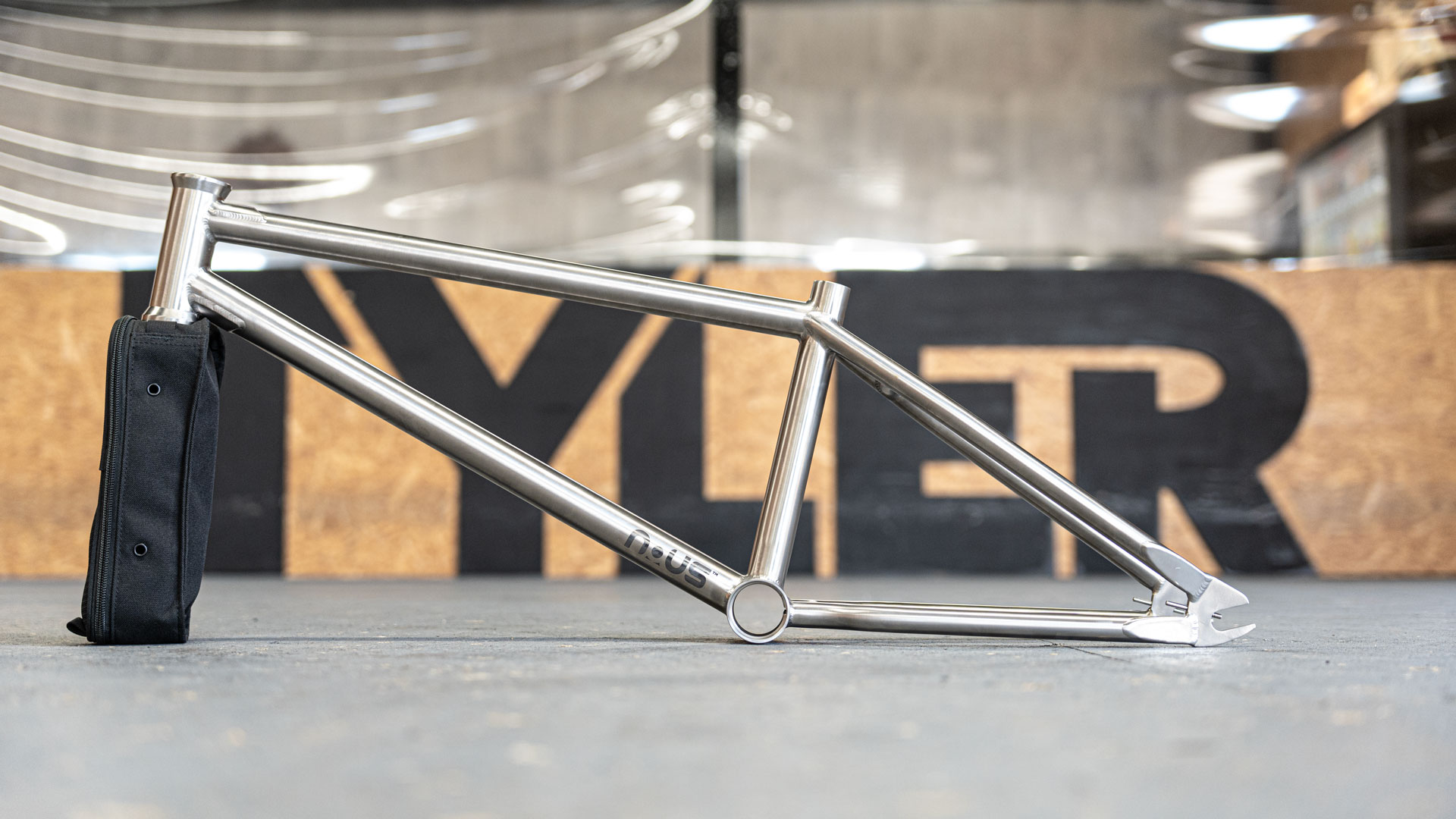 フレームチェンジ！NOUS – LOTUS 19.3 チタンフレーム | RIDER'S HIGH