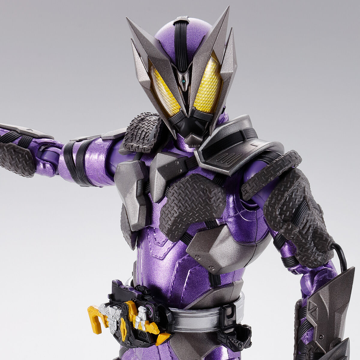 S.H.Figuarts 仮面ライダー滅 スティングスコーピオン」のフィギュ