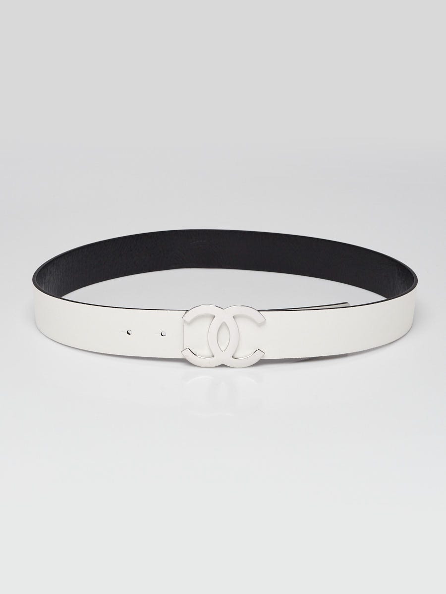 Chanel White/Black Lambskin/Patent Leather CC Reversible Belt Size