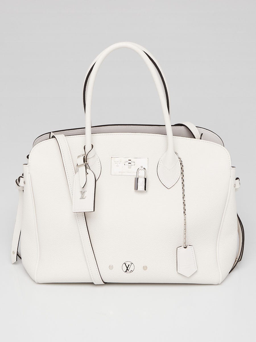 Louis Vuitton Chalk Pebbled Veau Nuage Leather Milla MM Bag