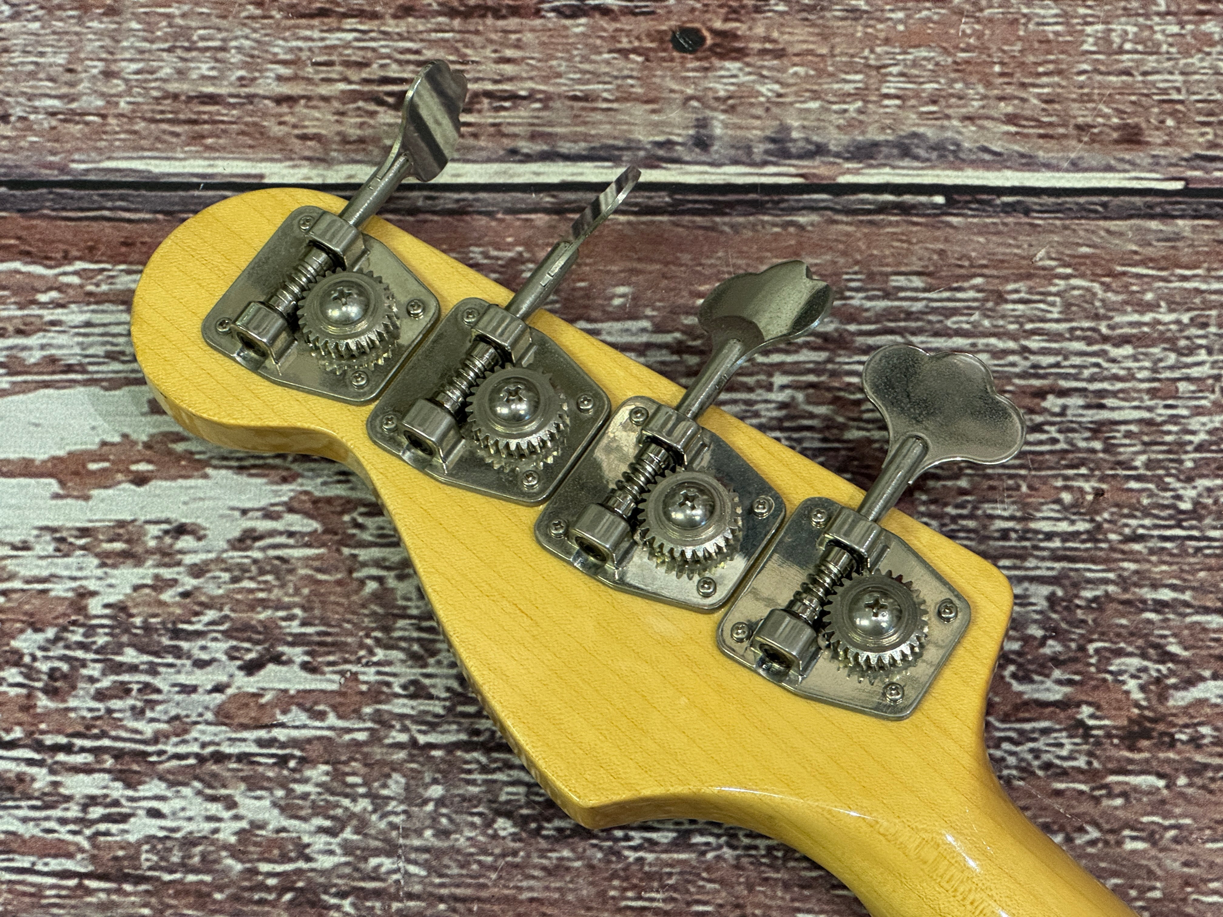 ESP Japan - Seymour Duncan collaboration Jazz Bass – Badlands