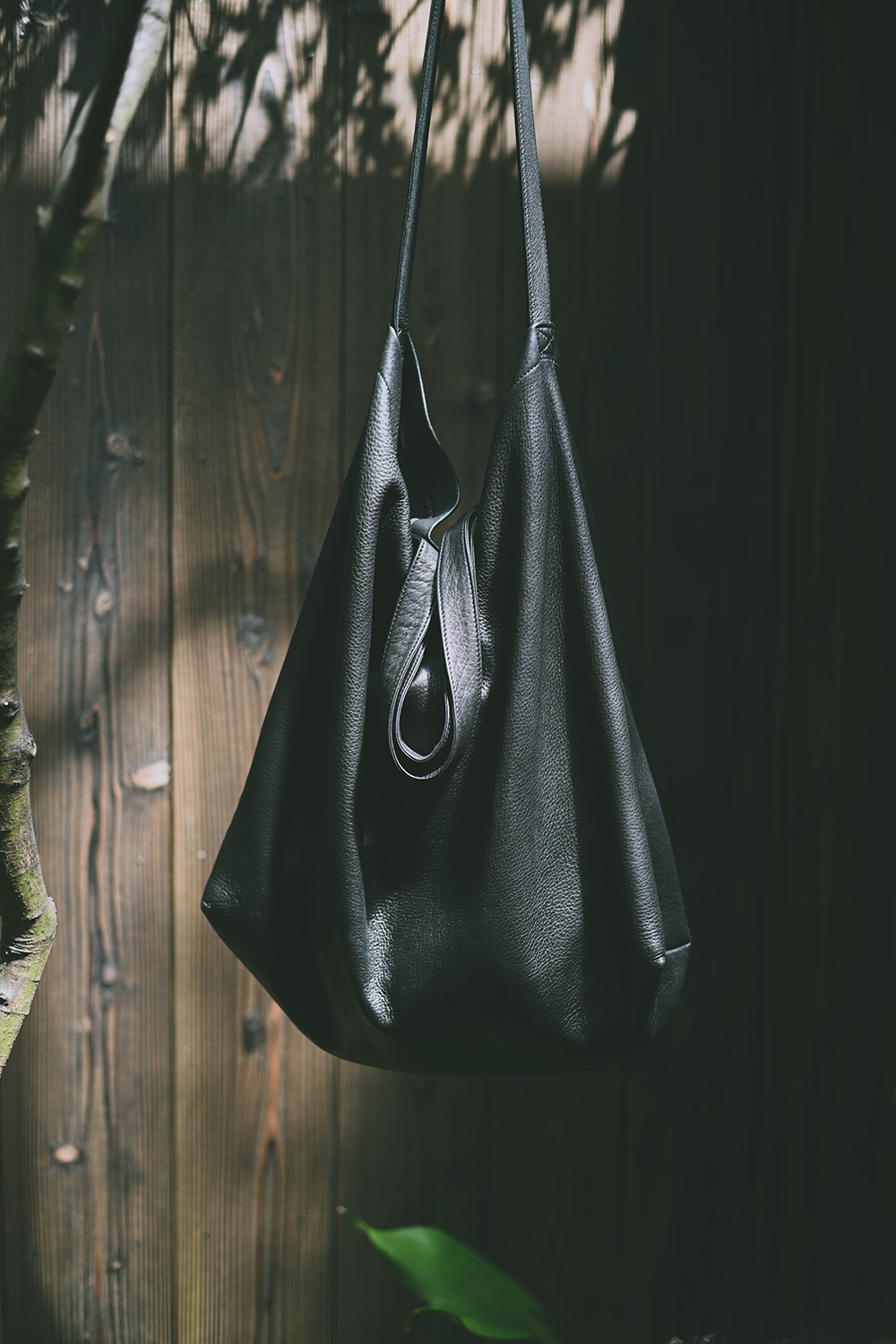 Aeta DOUBLE FACED SHOULDER TOTE：L