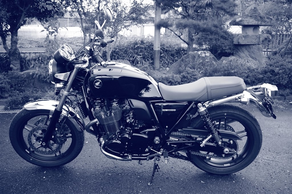 ブラックスタイルをモノクロで！』 ホンダ CB1100 のクチコミ掲示板