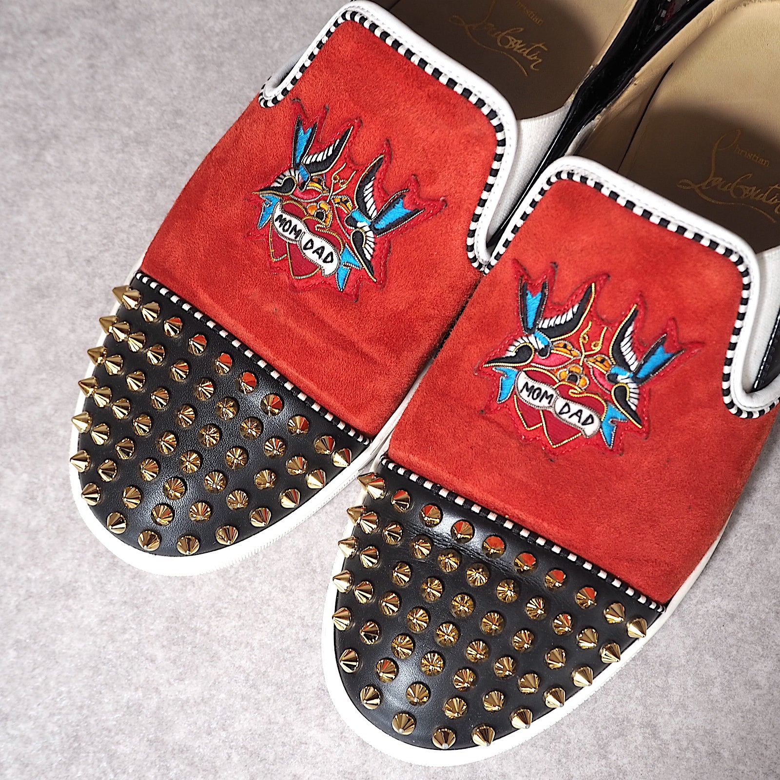 クリスチャンルブタン Christian Louboutin スタッズ スニーカー