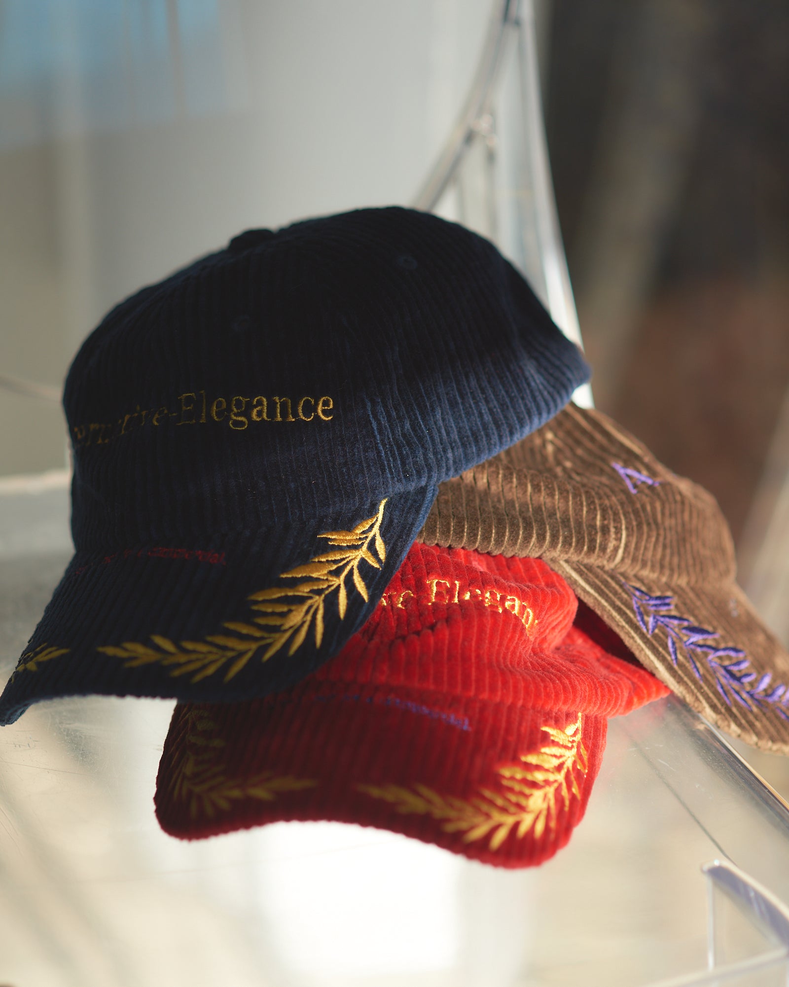 KJ-HT01_RED_1600x.jpg?v=1755968946