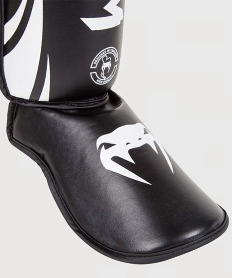 Venum Challenger スタンドアップ シンガード （レガース）- ブラック