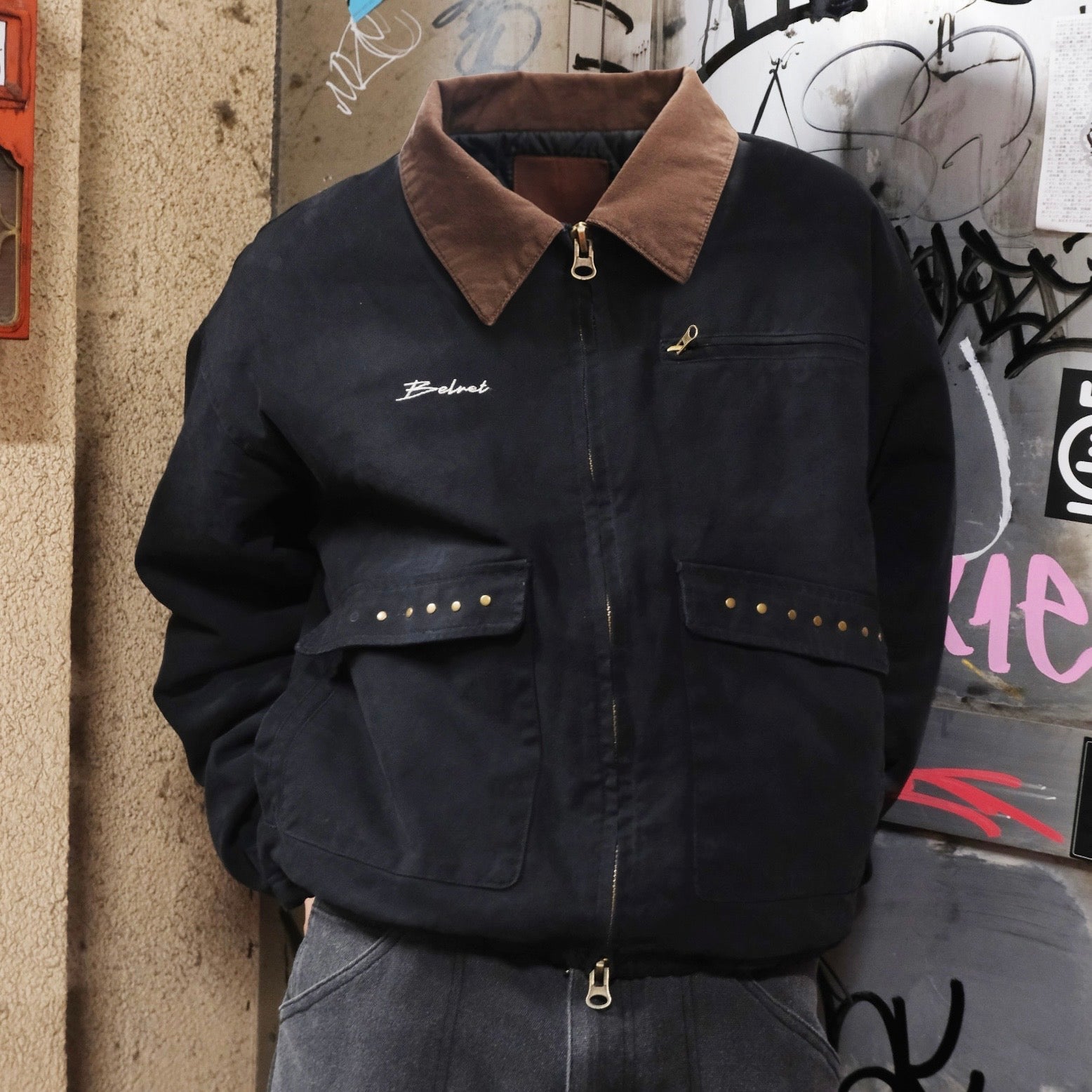 Spray fade studs duck jacket / Black – BELVET