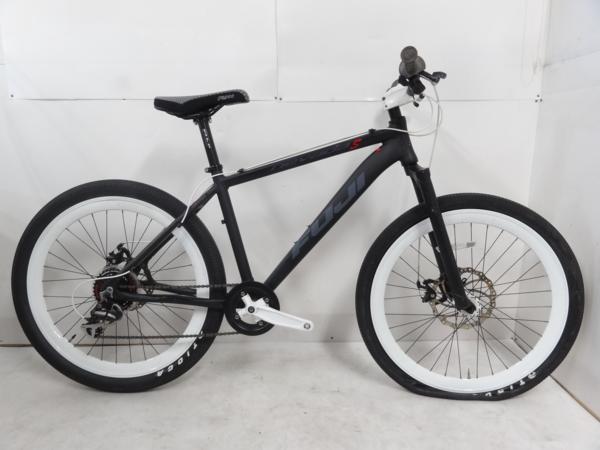 高額買取実施中!!】FUJI フジ クロスバイク nevada S | 自転車のリサマイ