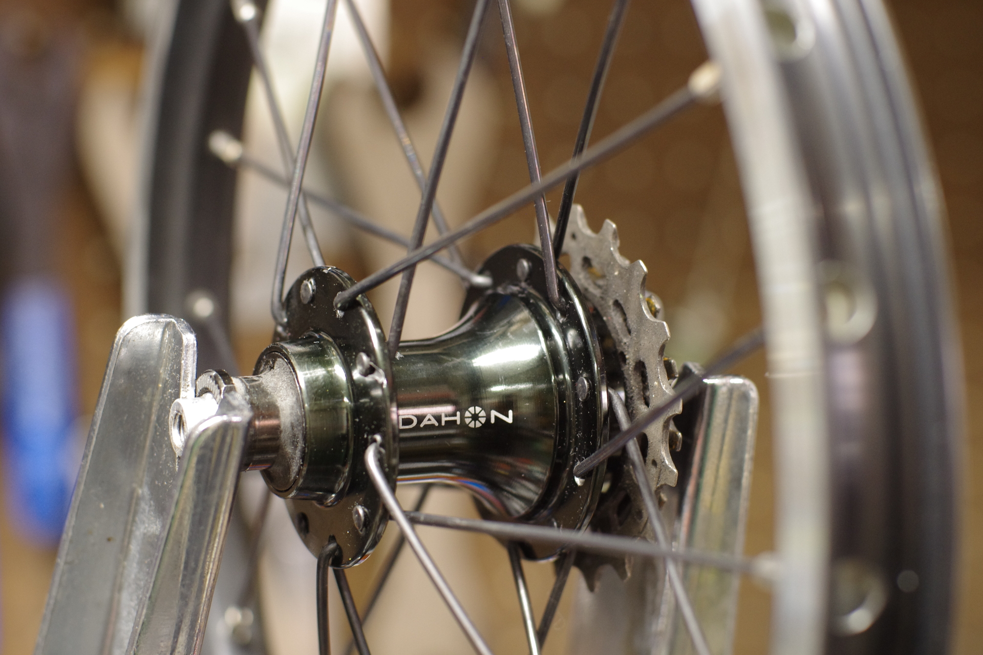 DAHON K3 リム交換作業を行いました。 – Bici Termini