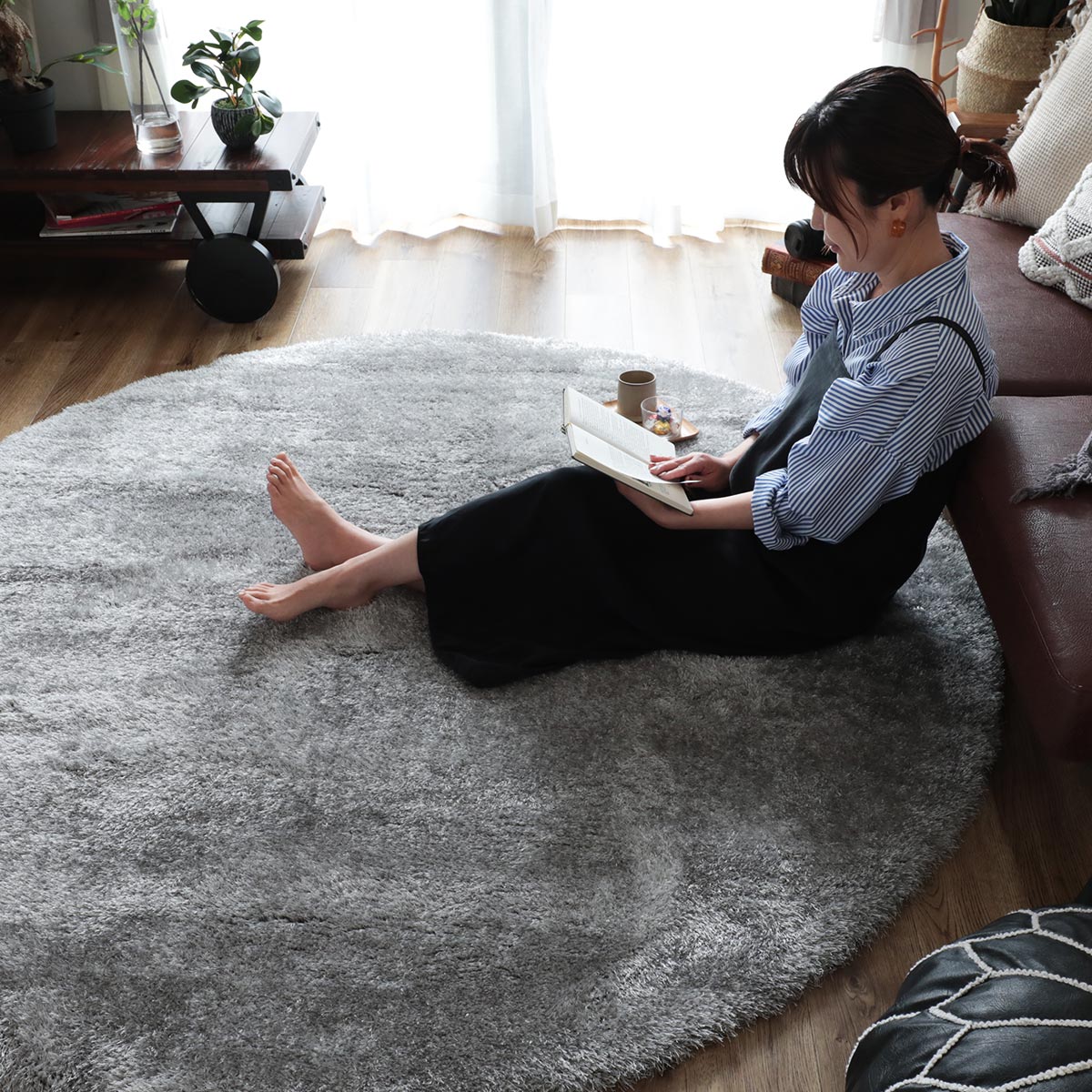 長めの毛足が心地良い！遊び毛が出にくいウィルトン織のトルコ産