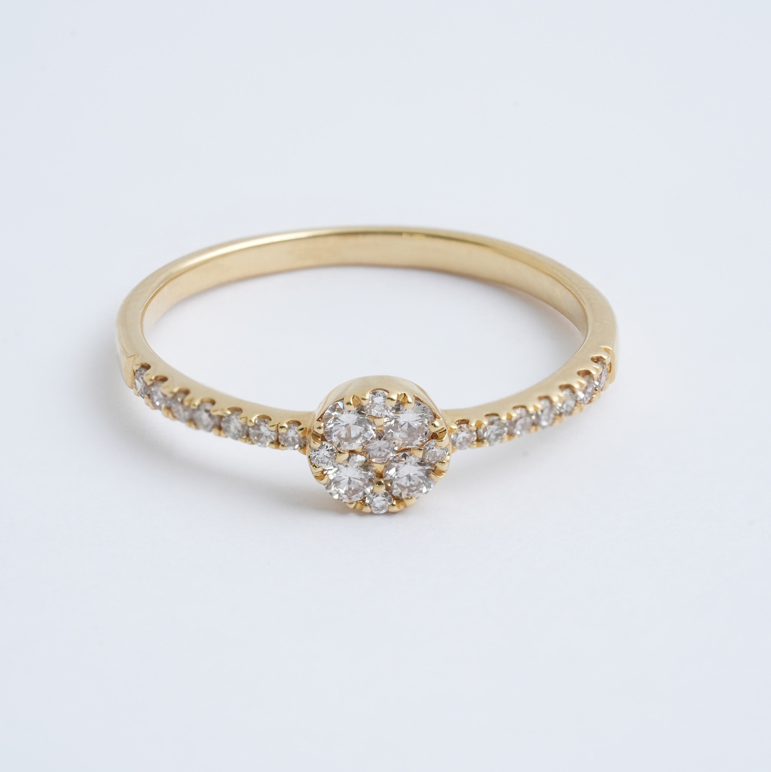 ダイヤモンドリング – K18YG、0.25カラット