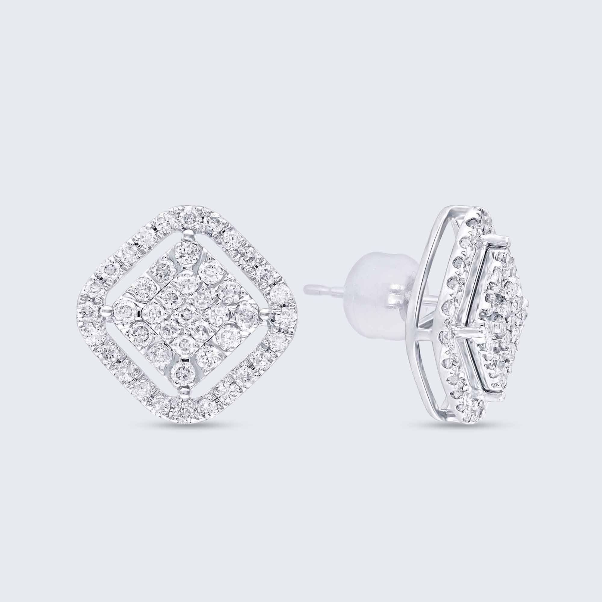 スクエアダイヤモンドピアス – PT900、0.25カラット