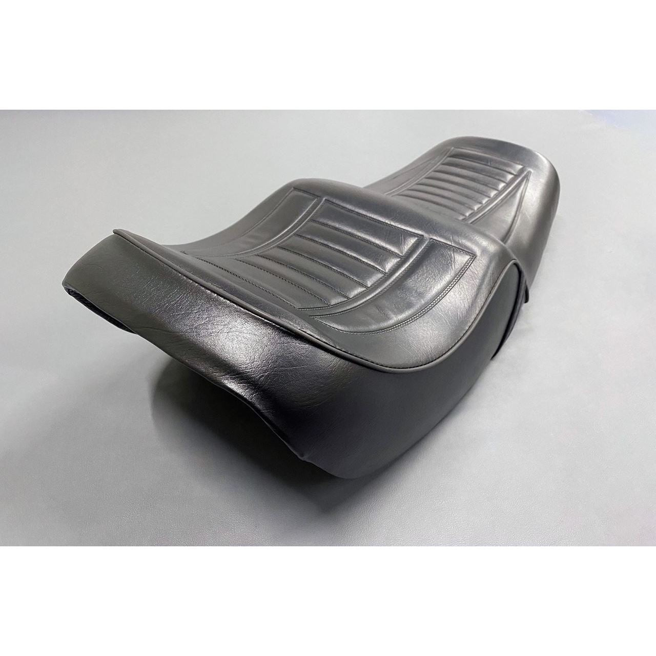 シートASSY Z400FX E1-E3 – バイクマン