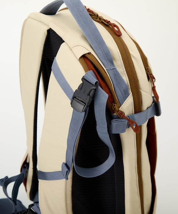 DAKINE HELI BACKPACK 12L バックパック/リュック 【25-26SNOWモデル】