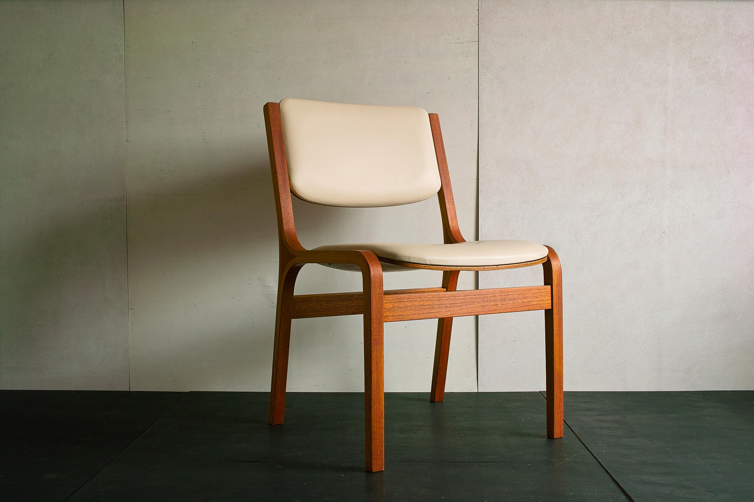 ヴィンテージチェア 天童木工 成形合板 チェア | 天童木工オンラインストア