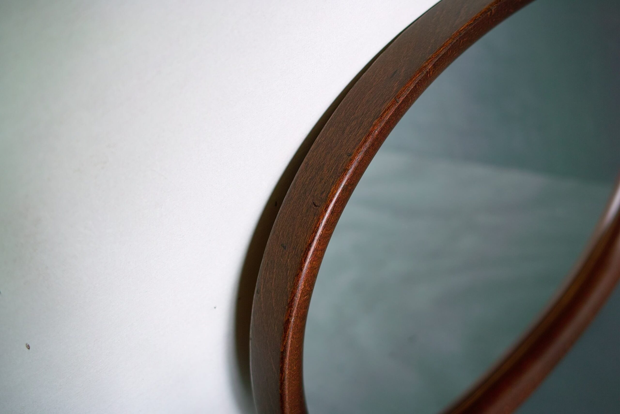 No.7573「曲木のオーバルウォールミラー：秋田木工/柳宗理デザイン