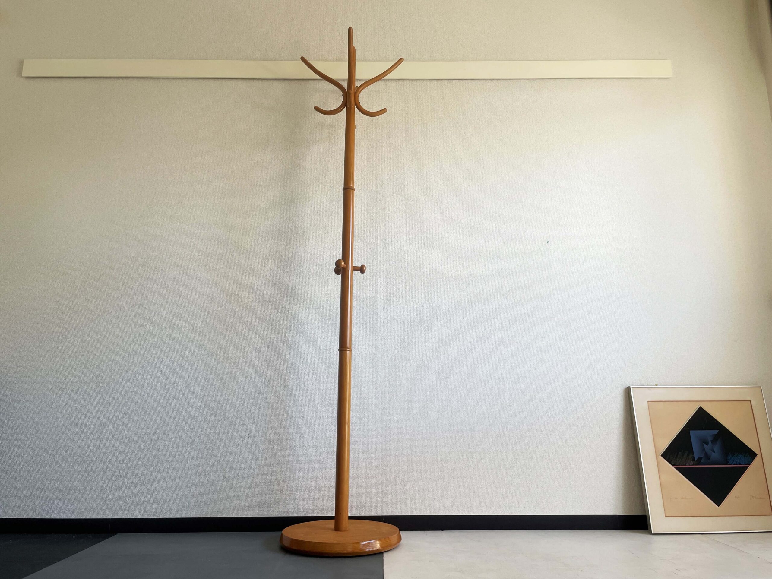 No.7274-5「曲木のコートハンガー：秋田木工」SOLD | ボルトナット