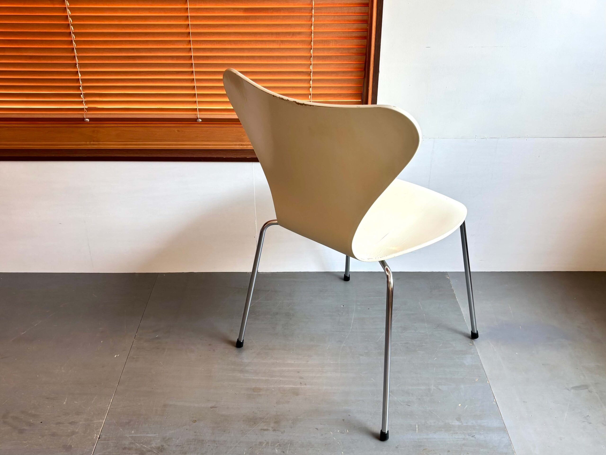 No.8727A「フリッツ ハンセン〈セブンチェア〉：1985年製」SOLD