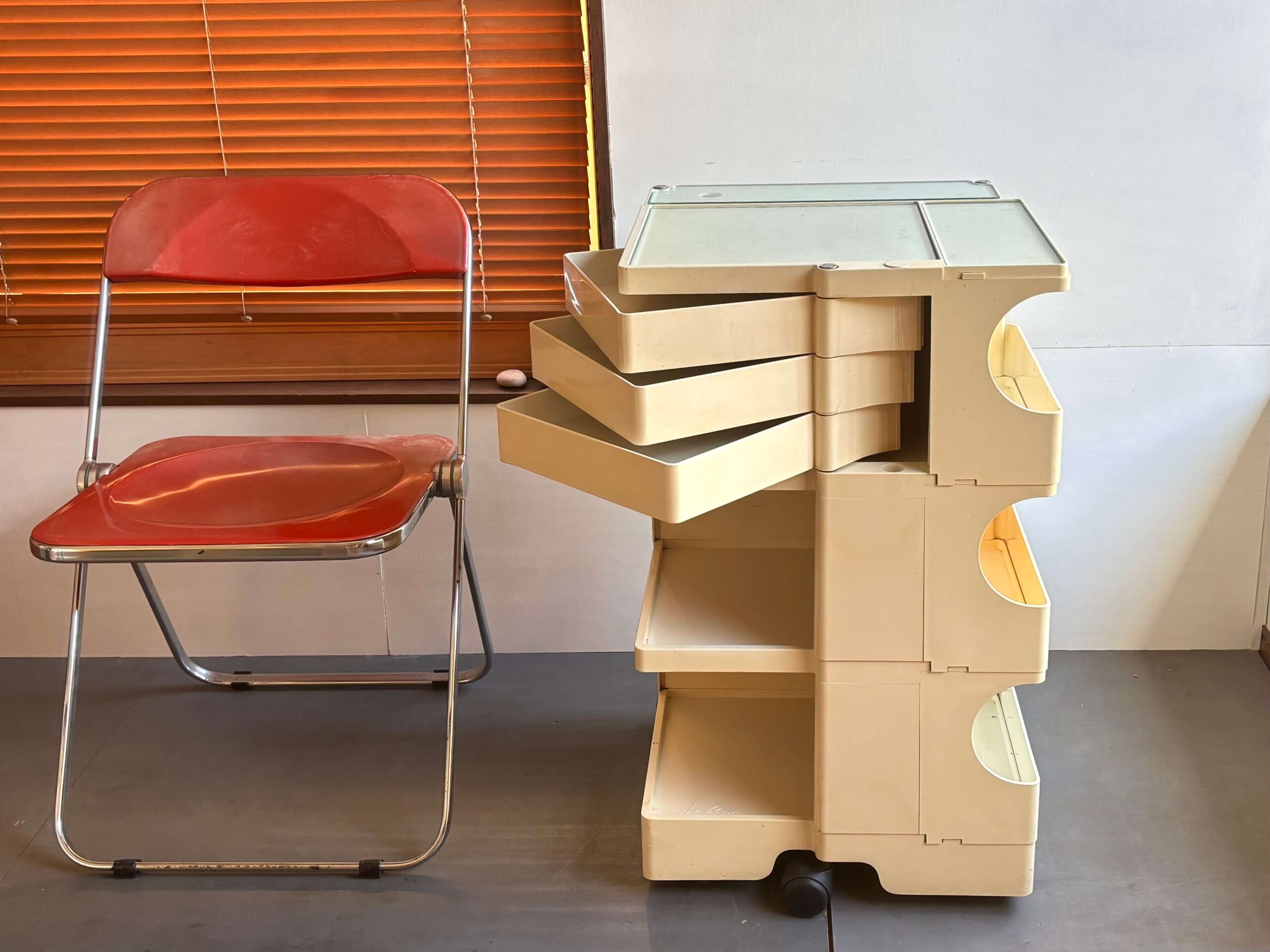 No.11777「BIEFFEPLAST PADOVA社製 〈Boby Wagon 〉T3：Joe Colombo