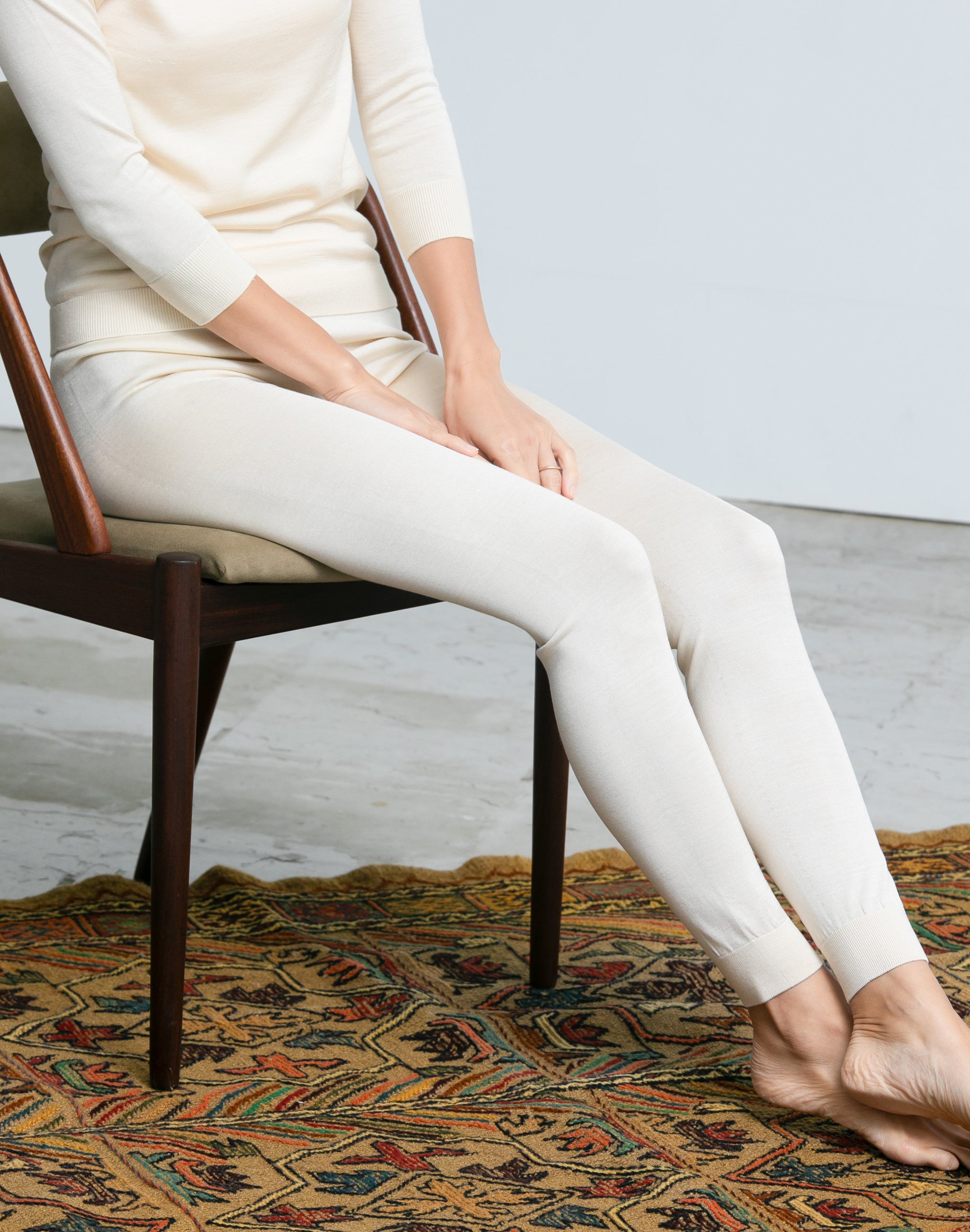 純国産シルク100%】シルク10分丈レギンス KURUMIFACTORY 日本製 ホール