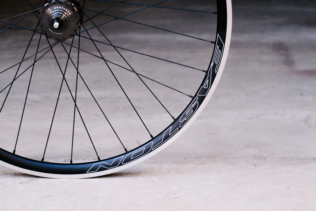 EASTON R90 x TRIPLE THREAT HUB